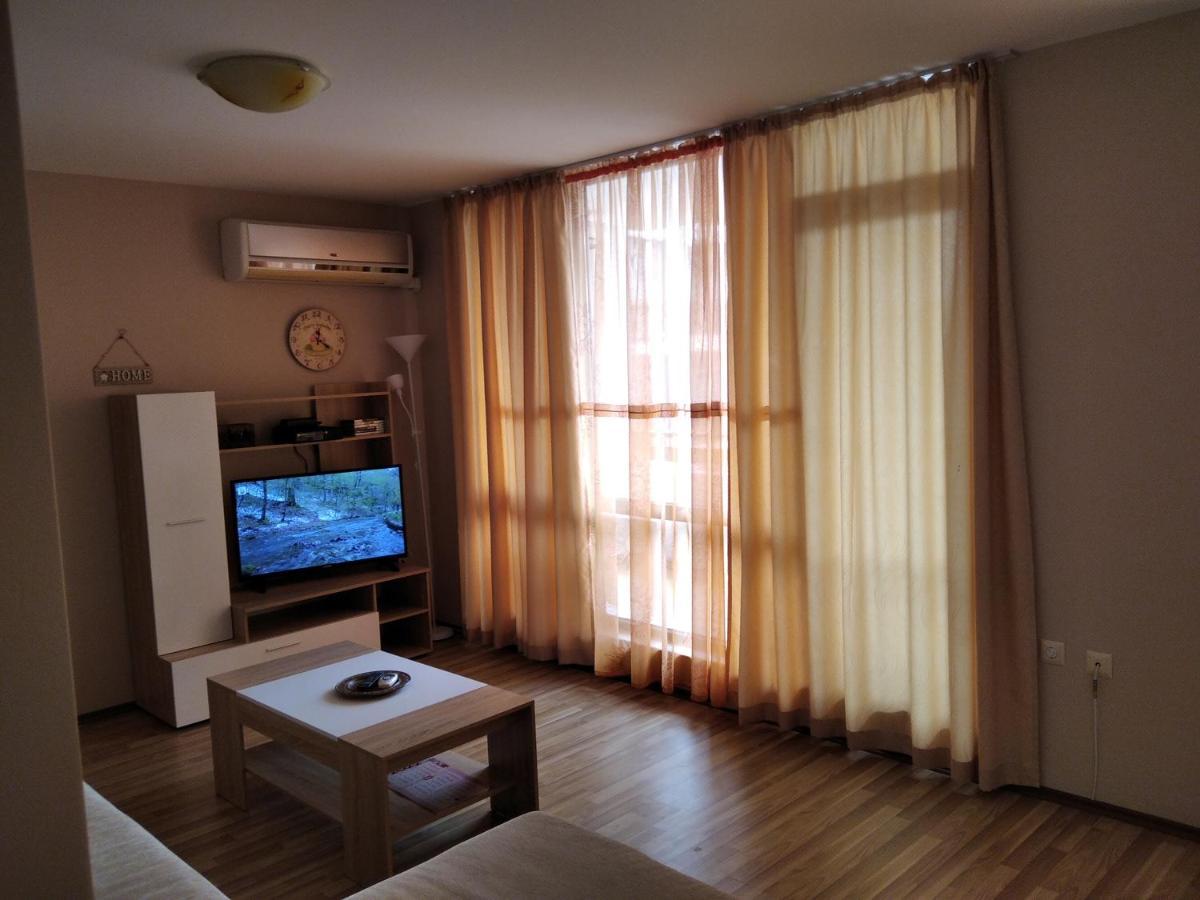 Victoria'S Apartments Nesebar Bagian luar foto